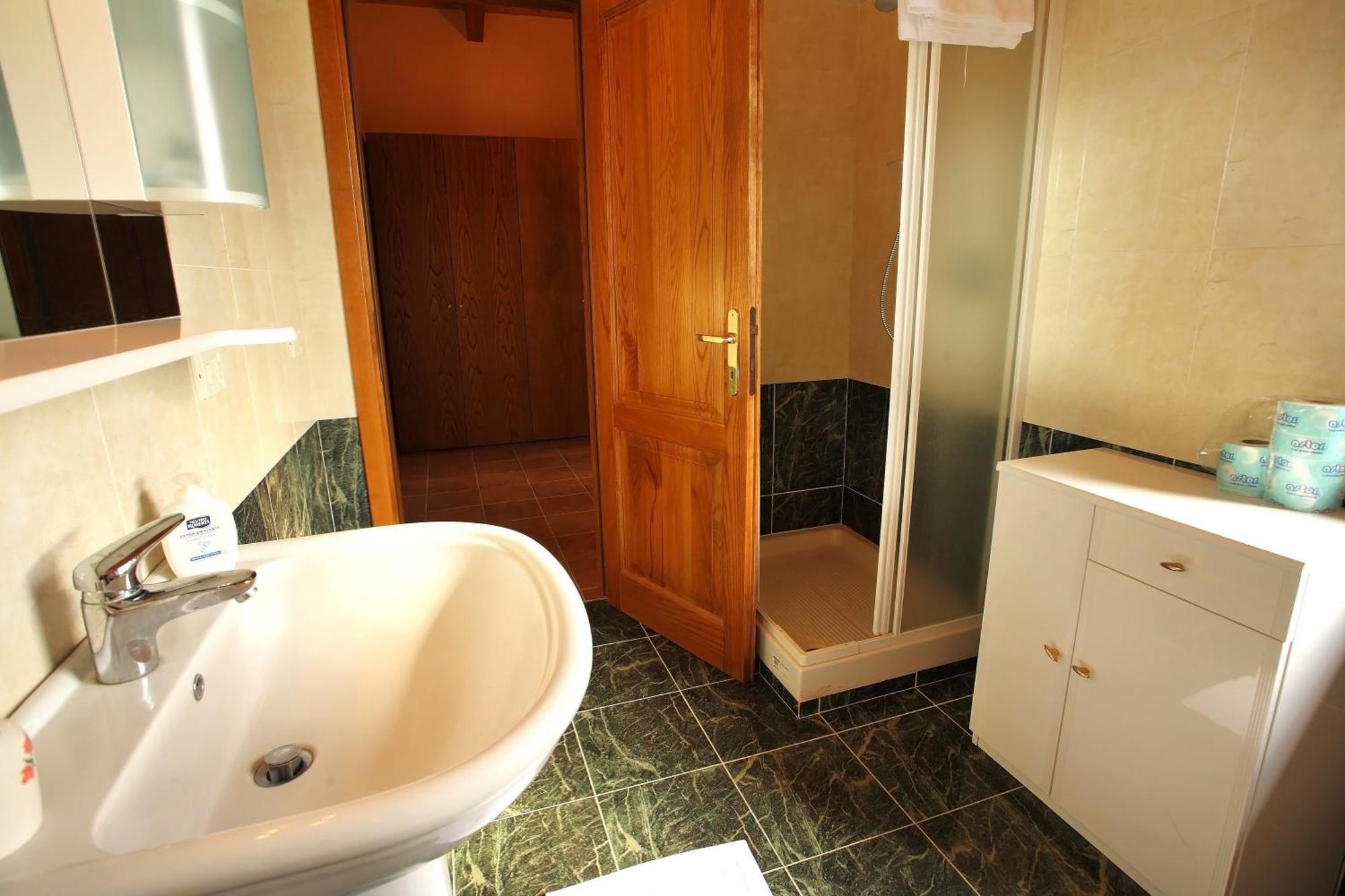 Four-Bedroom Villa Separate Building