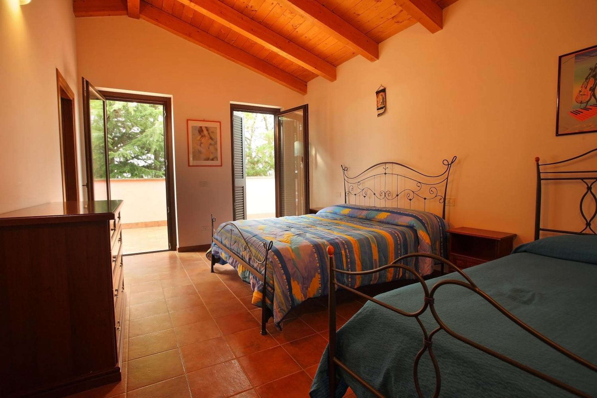 Four-Bedroom Villa Separate Building