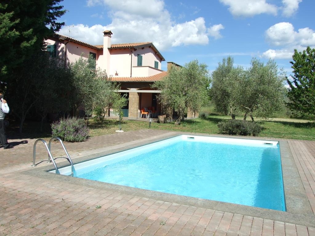 Four-Bedroom Villa Separate Building