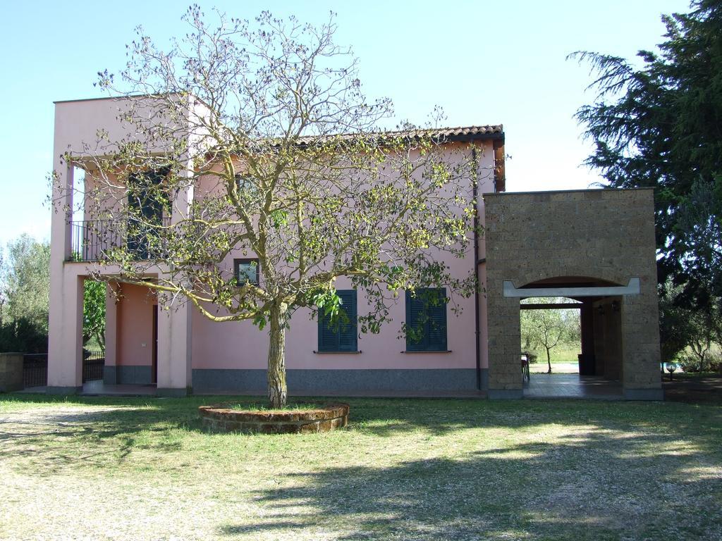 Four-Bedroom Villa Separate Building