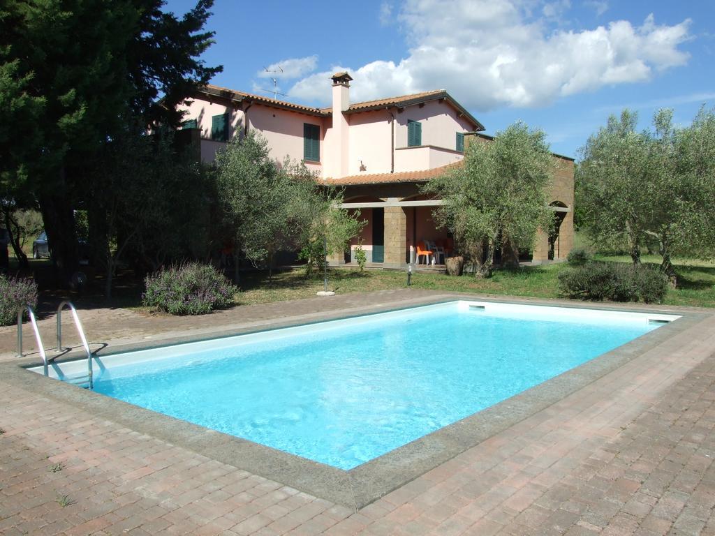 Four-Bedroom Villa Separate Building
